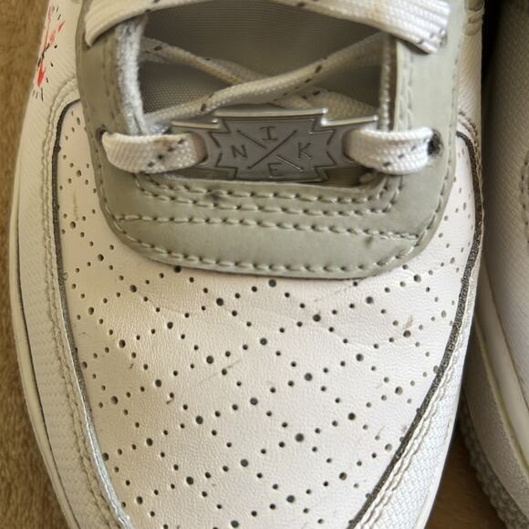 Air Force 1 youth size 4.5 LV8 GS “swoosh compass” - Picture 8 of 10